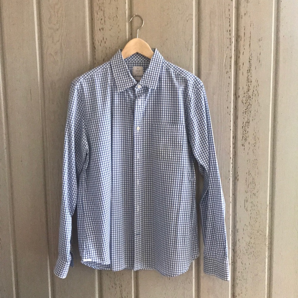 Long sleeve dress shirt